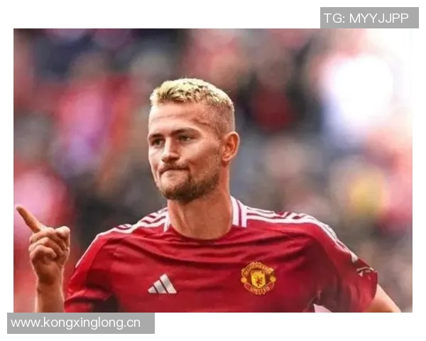 德里赫特成为曼联本赛季英超唯一全勤球员展现后防实力