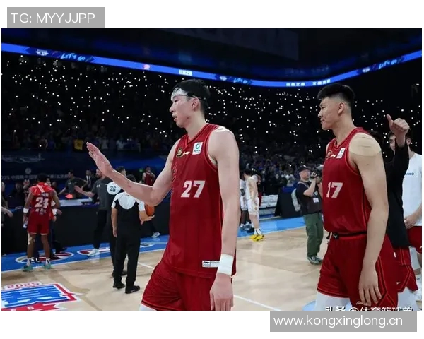 周琦半场表现平平仅得6分5板正负值惨淡显示球队困境