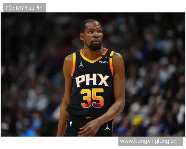 约基奇盛赞杜兰特关键时刻的绝佳表现称其为传奇球员