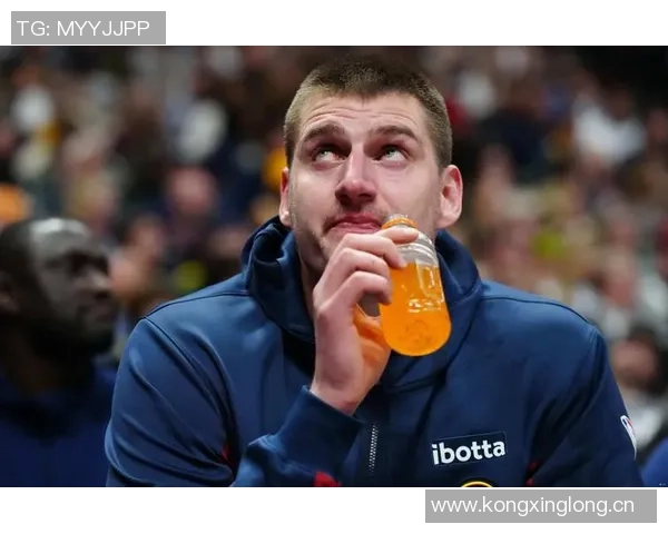 七年前的今天约基奇完美三双创下35分11板11助攻0失误的辉煌时刻